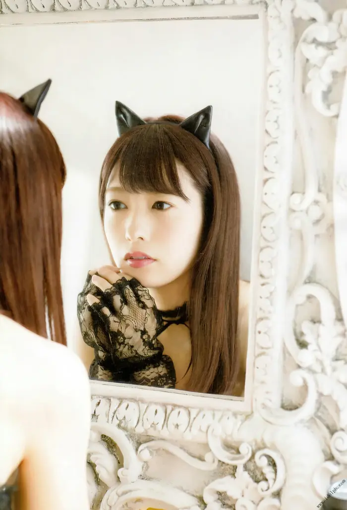 [82 high-quality erotic images of Yuri Saito] Yutan Motonogizaka's sexy lingerie cleavage gravure 65th image