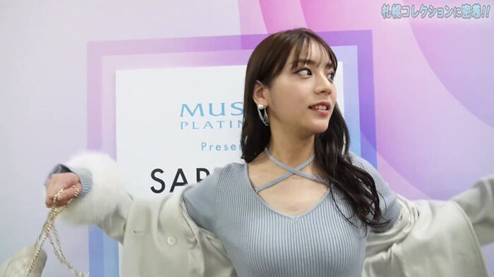 28 images of sexy underwear panties seen in Asuka Kijima's 'Sapporo Collection' 17th image