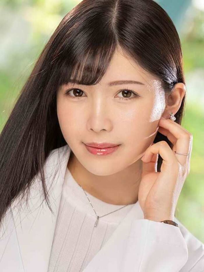 Minami Ayase AV debut image of a female doctor who does not use contraception 3th image