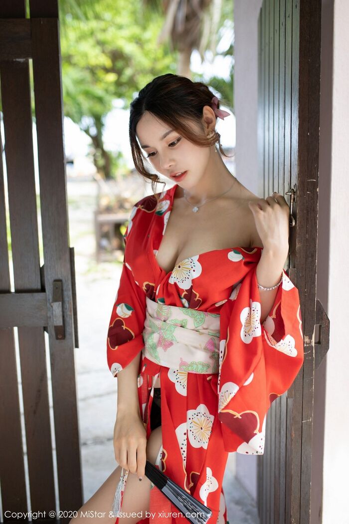 [MiStar] Vol.326_嫩模沈佳熹私房鲜艳红色和服半露酥breast白嫩美腿诱惑写真45P 8th image