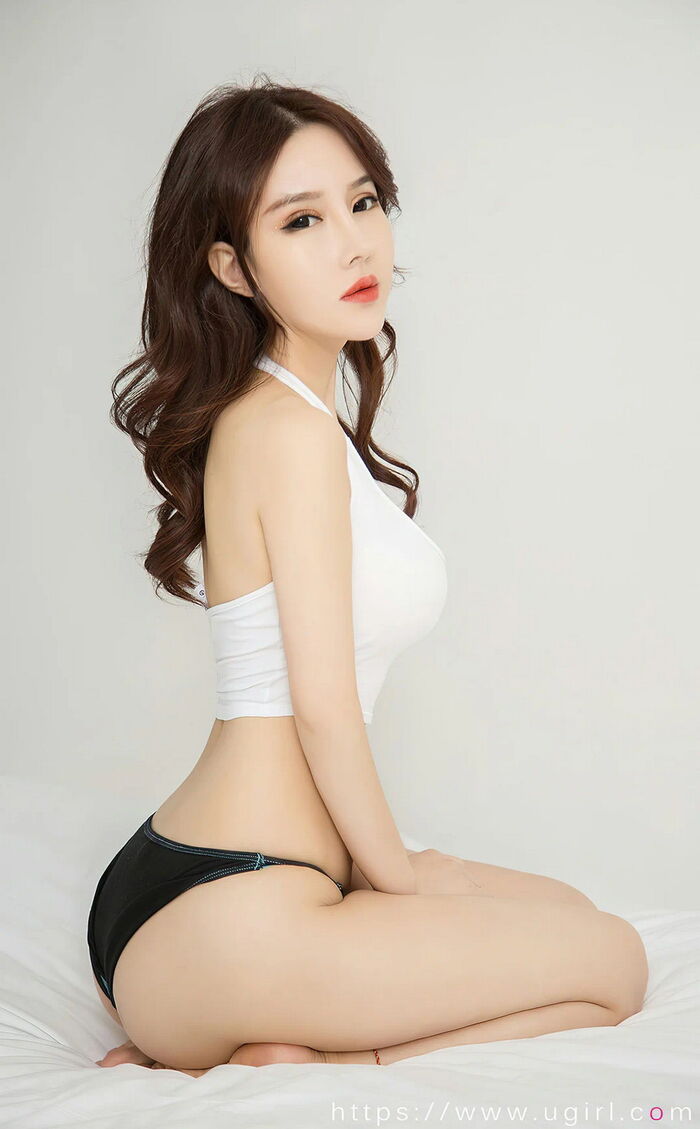[Ugirls爱尤物] No.2714_模特曲佑熙性感白高叉连体衣 + 白色低胸内衣完美诱惑写真35P 20th image