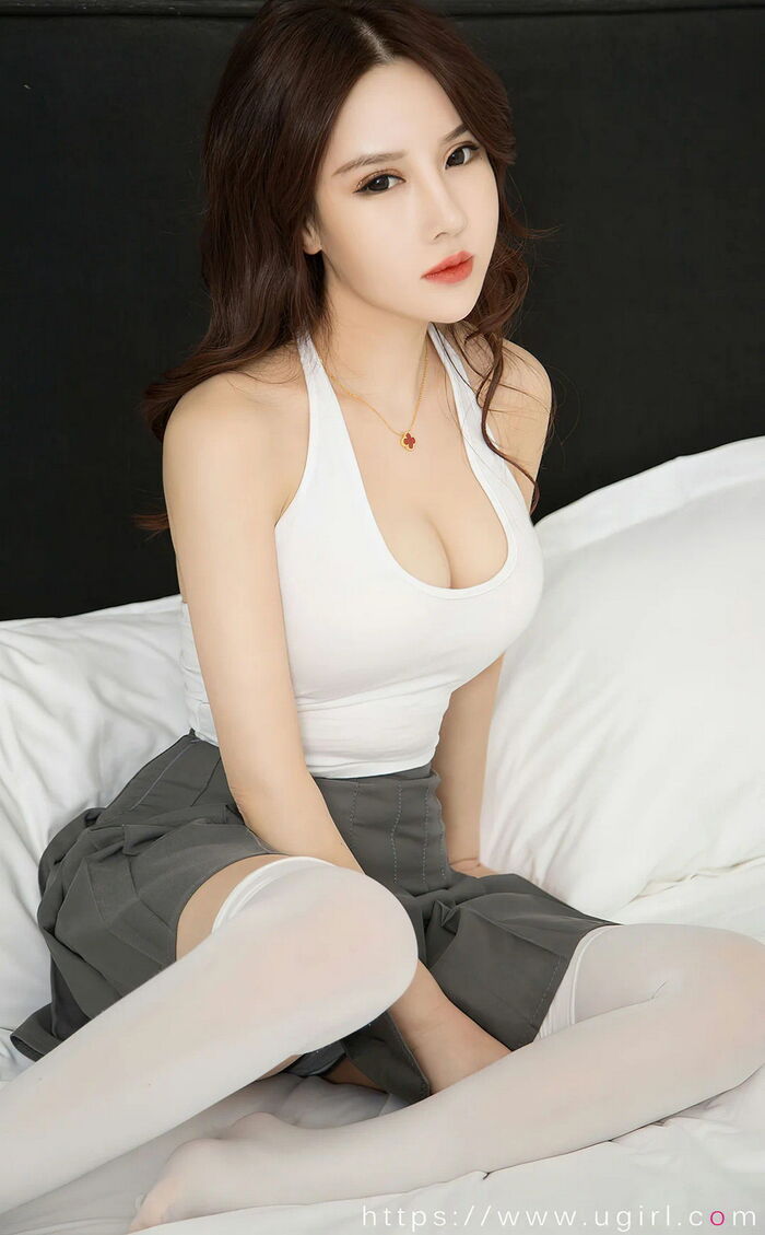 [Ugirls爱尤物] No.2714_模特曲佑熙性感白高叉连体衣 + 白色低胸内衣完美诱惑写真35P 7th image