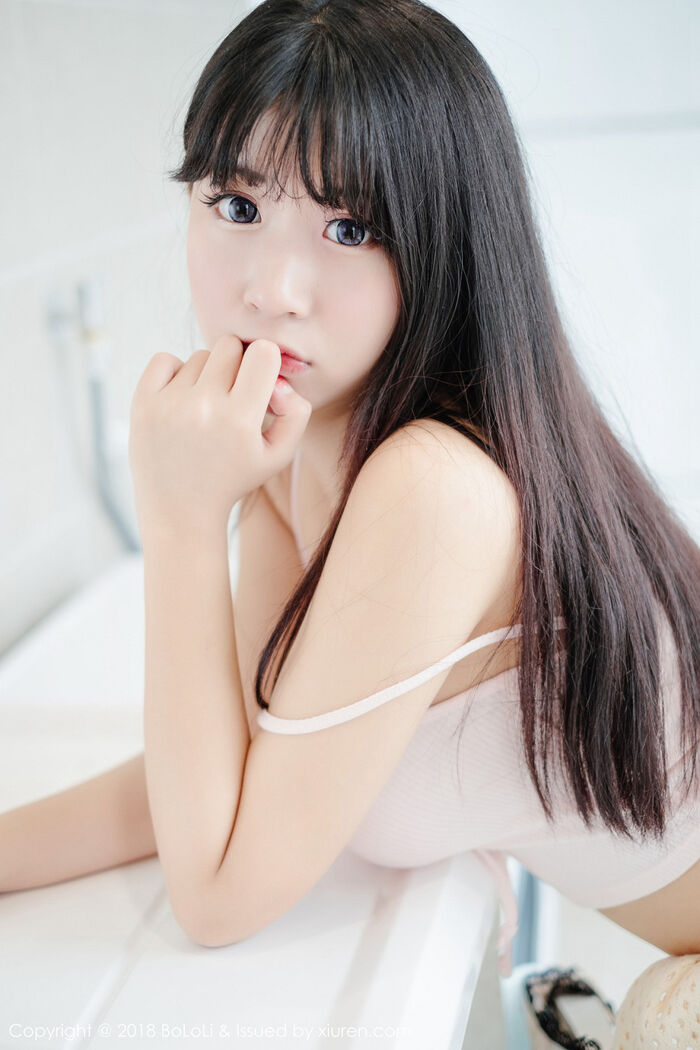 [BoLoli波萝社]Vol.119_美女主播猫九酱Sakura粉色吊带内衣+三点式内衣私房诱惑写真42P 22th image