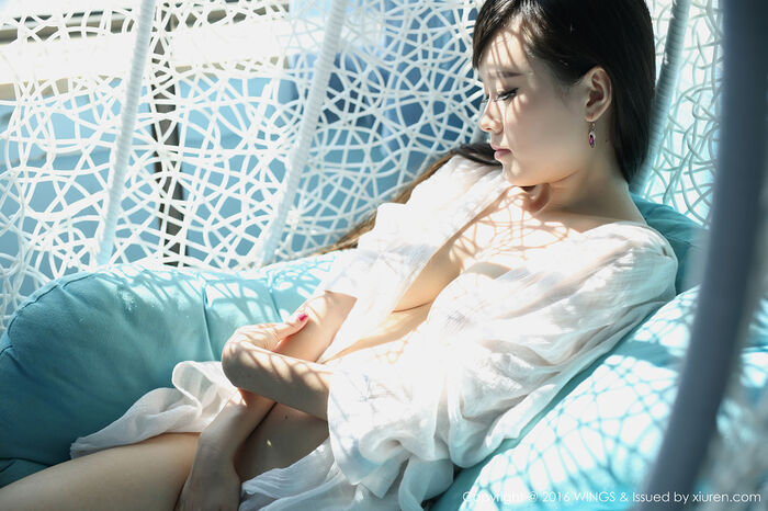 [WingS影私荟] Vol.022_嫩模喵喵cyann阳光下的私房美少女vacuum秀美乳极致诱惑写真52P 31th image