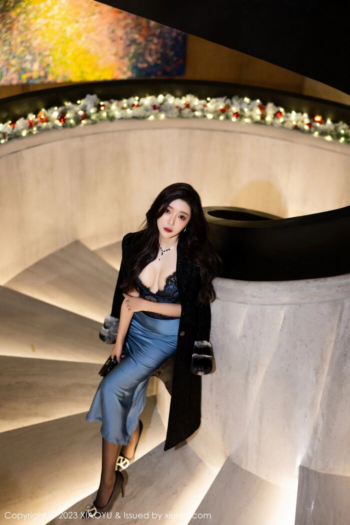 [XiaoYu画语界] Vol.1163_ goddess 王馨瑶yanni性感蓝黑连衣礼裙配黑丝袜秀曼妙身姿诱惑写真93P 49th image