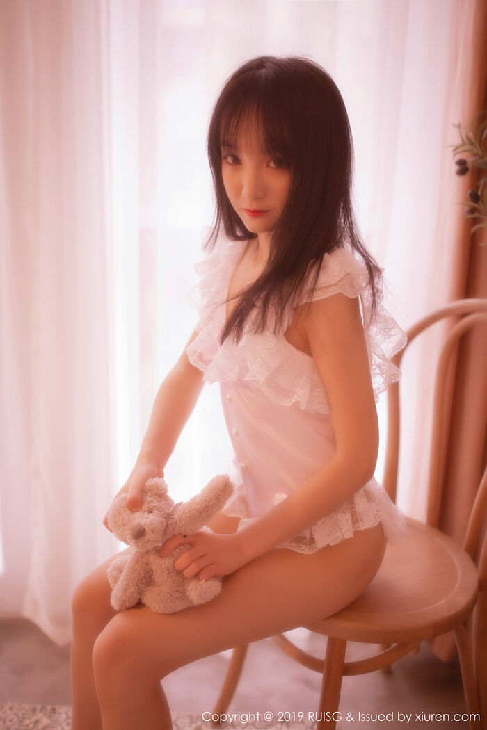 [RUISG瑞丝馆]VOL.085_新人妹子小葡萄miki私房梦幻光线诱人蕾丝内衣唯美诱惑写真43P 22th image