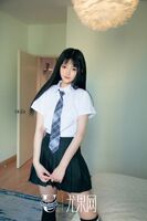 [Ugirls尤果网] U413_嫩模桃子清纯学生装 + 私房粉色眠衣秀完美身材豪乳诱惑写真65P