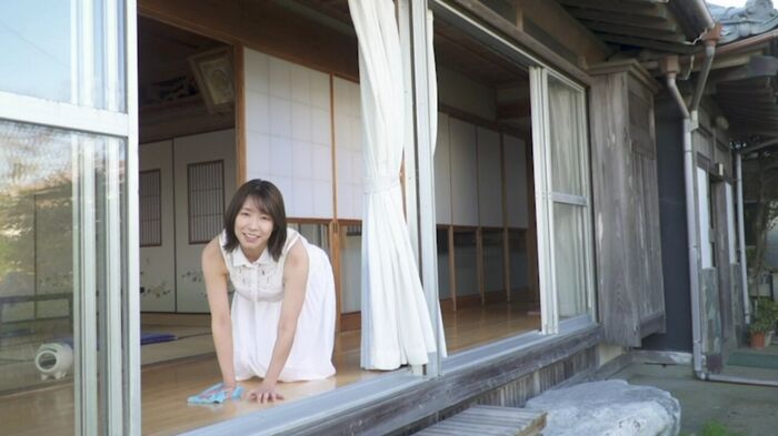 This is almost AV wwww popular H cup gradle Yui Natsurai, challenge the sexy limit with the latest DVD!! Video image summary of the new image 'The best you in any season'! 68th image
