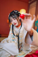 Coser美女兔子Zzz不吃胡萝卜小轩窗正梳妆主题私房性感Classic 汉服靓丽迷人写真38P