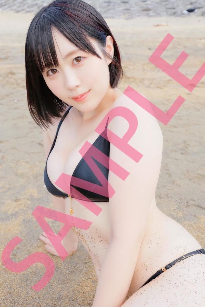 [Image] G-cup voice actor is nude for the first time! Snow on the night road, harassing fans with a skin-colored swimsuit gravure that looks naked at first glance!! 13th image