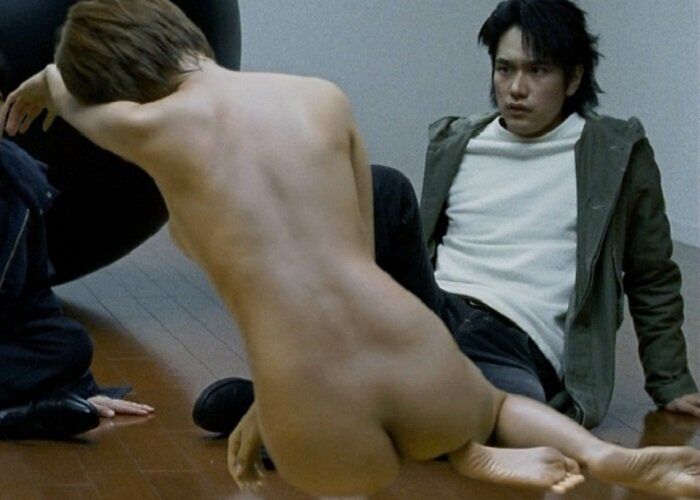 Ass nude where celebrities take off their pants and expose their nice buttocks 13th image