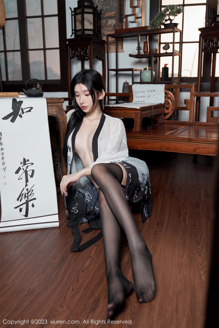XiuRen第7891期_女神周于希Sally性感黑白薄透长衫配黑丝袜秀完美身材诱惑写真90P 42th image