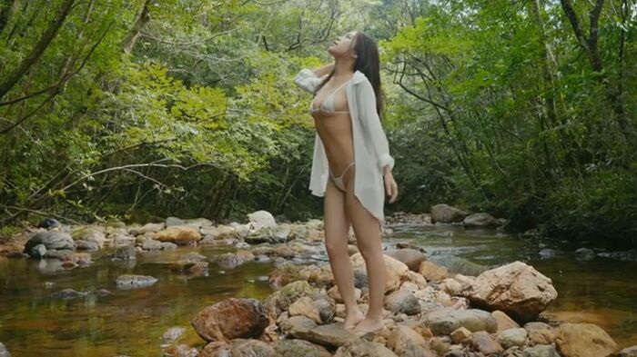 G Cup Gravure, Past Ichi Radical Semi-Nude DVD Released wwwwwwww Mizuho Uchida, Half-naked Barrage with Latest Image 'Two Summers'! Video Image Summary 35th image
