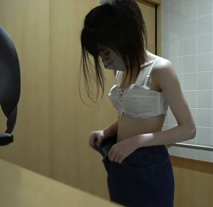Erotic images of small girls changing clothes 13th image