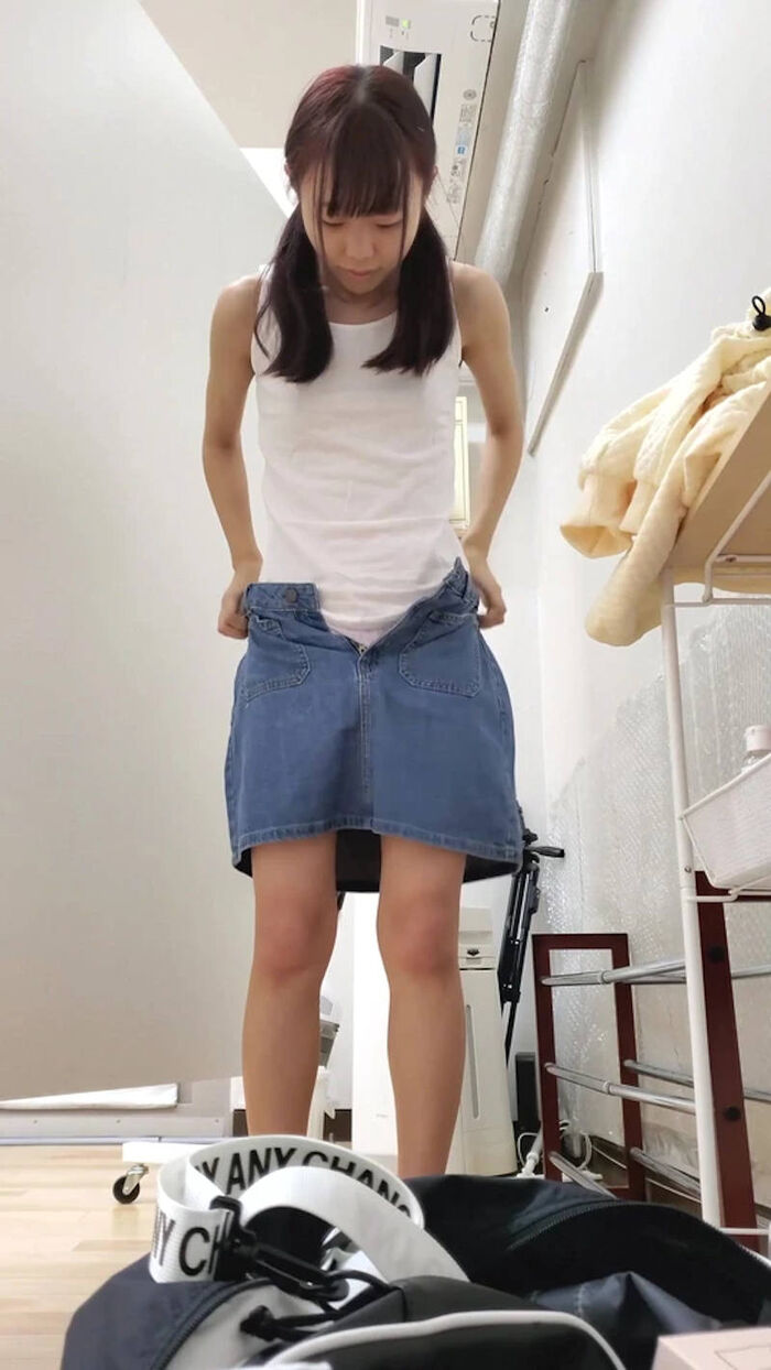 Erotic images of small girls changing clothes 69th image