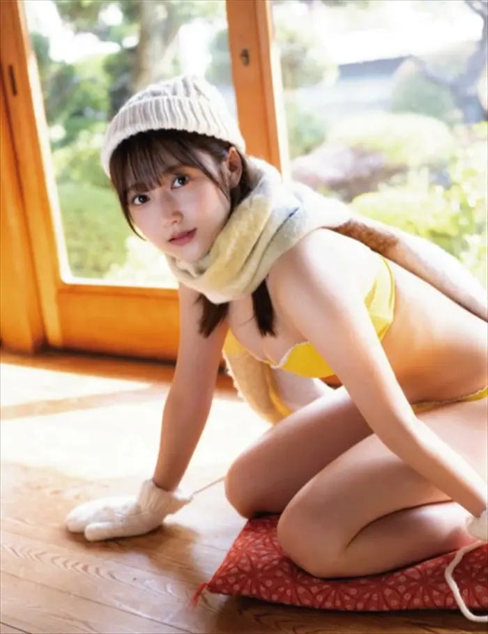 鈴木くるみのエロ画像。Fカップ爆乳おっぱい&エッチなフェラ顔 86th image