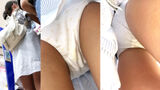 [upskirt1668 upside down shooting] Blue and white stripe dress girl who will be taken with a yellow star pattern white cotton P