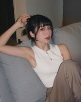 The cool and beautiful girl "Long Weiwei" naturally smiles sweetly and exudes a dreamy atmosphere (10P)