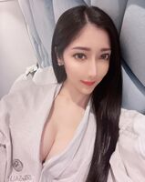 The fairy "Weng Ningning" fairy looks and releases super power, and her slender posture is super sultry (10P)