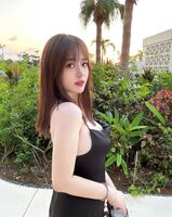 The big-eyed girl "Wang Xuxu" is super tempting and has a superb perspective, her body is hot and too powerful (10P)