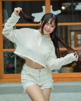 Taiwanese-Japanese mixed-race girl "Nari" has strong genes and extraordinary temperament, big eyes and deep sultry (10P)