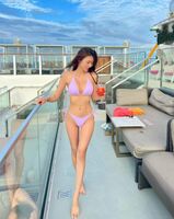 Sexy sweetheart "Annie Zhang" has a perfect smile and a hot body that makes people fall in love instantly (10P)