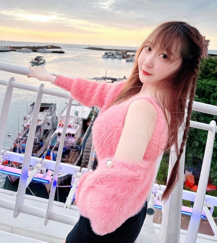 The sexy sweetheart 'Huai Huai' looks like a full sense of first love, and she falls in love instantly (10P) 8th image