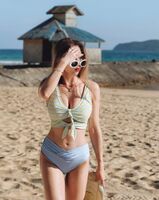 輕熟美女「Chelsea漾」tension繃到爆好害羞 感覺快掉出來了 (10P)