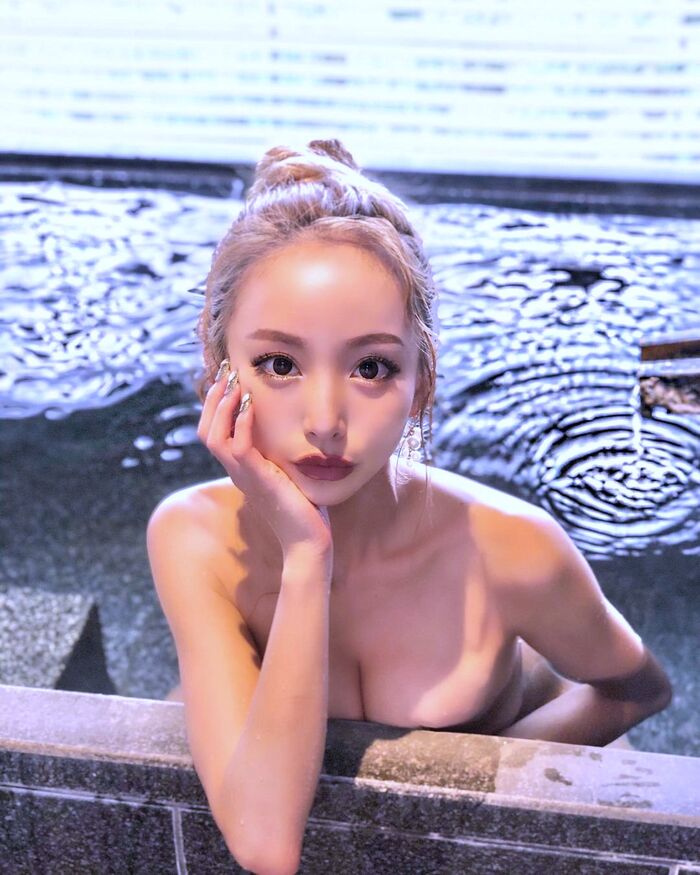 最近の女子はお風呂くらい見られても大丈夫なんだってwwwww 7th image