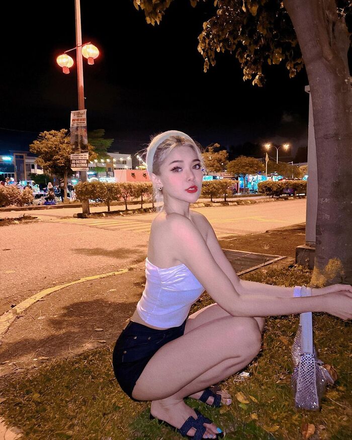 火辣甜心「Christine Lew」渾圓大奶球幾乎無遮擋 滿滿誘惑 (10P) 5th image